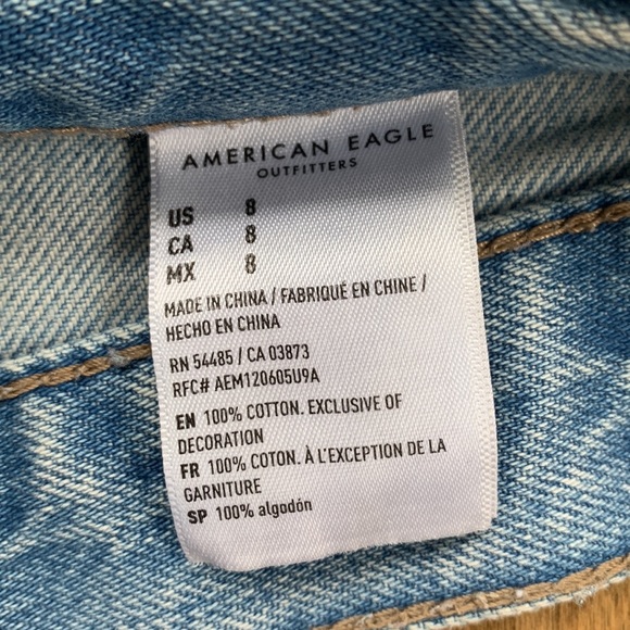 American Eagle High Waisted Mom Shorts size 8 (fits an 9 and 10 too!) - Picture 6 of 6